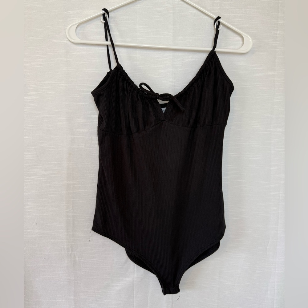 Gaze Black Ribbed Top